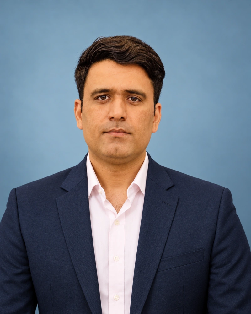 Nasir Ayub, Dev&mark co-founder